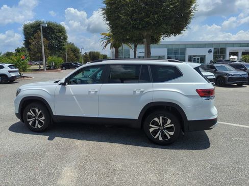New 2026 Volkswagen Atlas SE FWD image 10