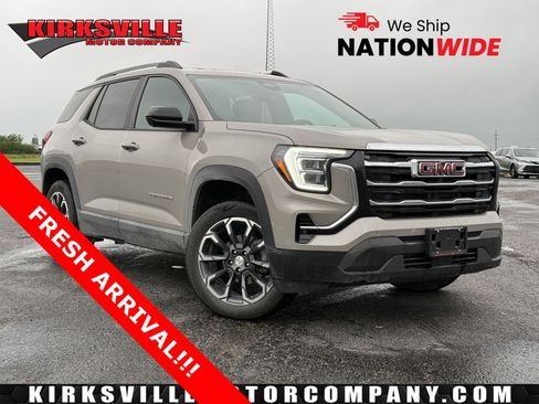 Used 2025 GMC Terrain Elevation w/ Elevation Premium Package AWD/4WD image 1