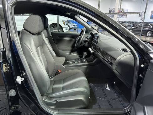 Used 2023 Honda Civic Sport image 25