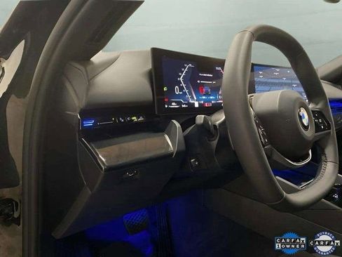 Used 2025 BMW 530i xDrive image 26