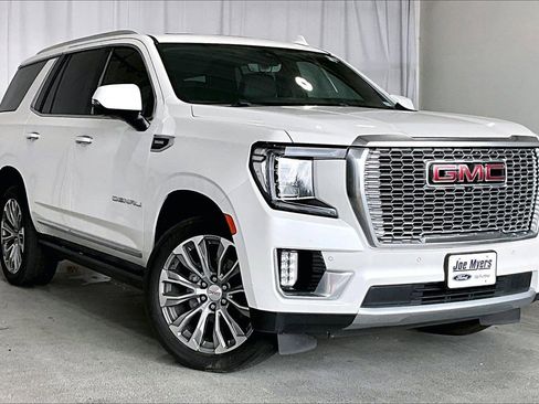 Used 2022 GMC Yukon Denali w/ Denali Premium Package image 1