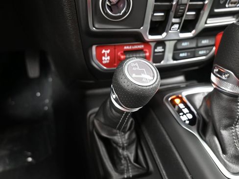 New 2026 Jeep Gladiator Mojave image 21