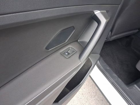 Certified 2023 Volkswagen Tiguan S FWD image 12