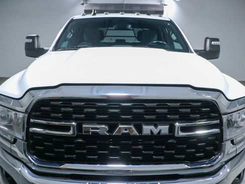 Used 2024 RAM 3500 Big Horn image 5