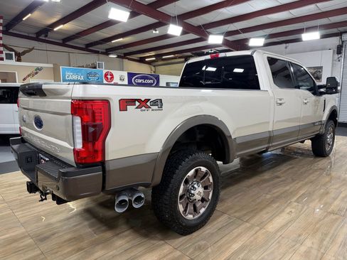 Used 2017 Ford F350 King Ranch w/ King Ranch Ultimate Package AWD/4WD image 5