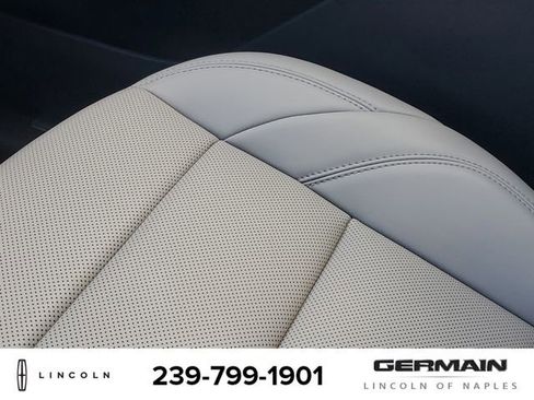 New 2026 Lincoln Nautilus Premier AWD/4WD image 27