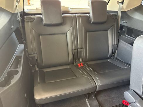 Used 2021 Volkswagen Atlas SE w/ Panoramic Sunroof Package AWD/4WD image 19