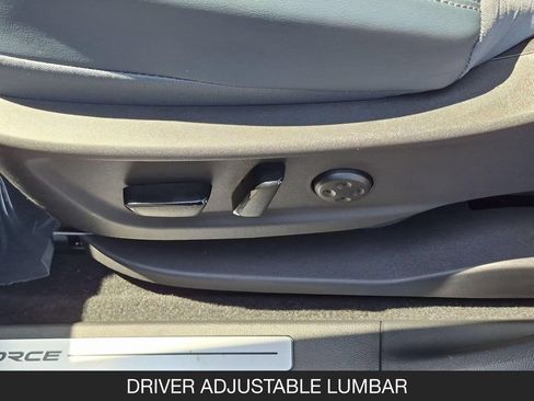 Used 2023 Nissan Ariya AWD/4WD image 15