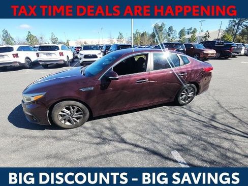Used 2019 Kia Optima LX image 5
