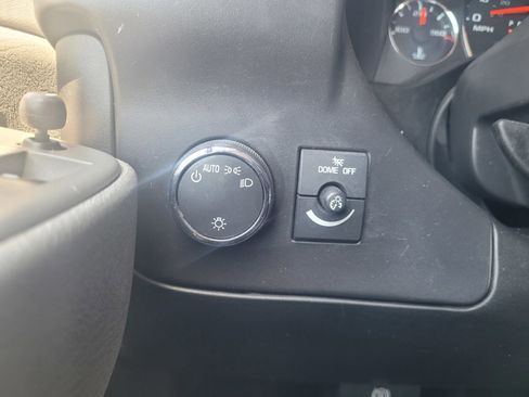 Used 2021 Chevrolet Express 2500 w/ Driver Convenience Package image 24