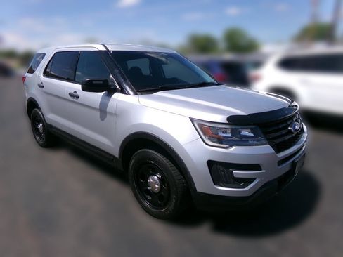 Used 2017 Ford Explorer 4WD Police Interceptor image 1