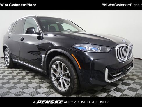 Used 2026 BMW X5 xDrive50e AWD/4WD image 1