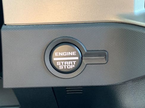 Used 2024 Ford Bronco Raptor image 23