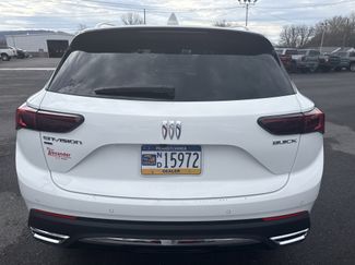 Used 2025 Buick Envision Preferred video 4