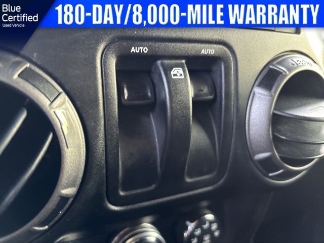 Used 2018 Jeep Wrangler Sport AWD/4WD image 22