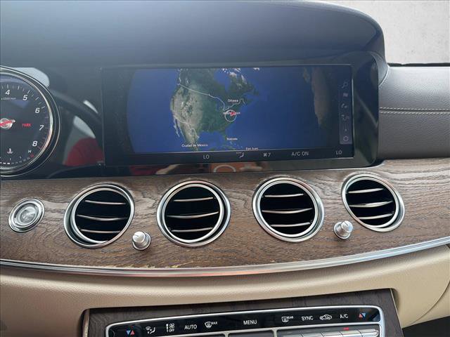 Used 2018 Mercedes-Benz E 300 4MATIC image 19