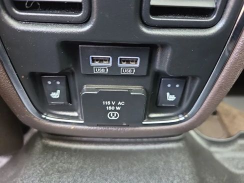 Used 2018 Jeep Grand Cherokee Overland image 45