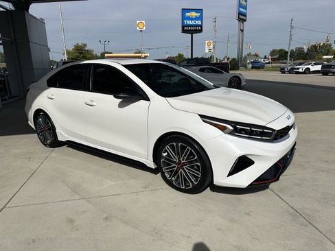Used 2023 Kia Forte GT w/ GT2 Package image 3