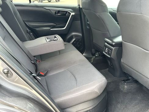 Used 2024 Toyota RAV4 LE AWD/4WD image 13
