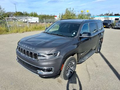 Certified 2025 Jeep Wagoneer Series II w/ 8-Passenger Seating Package