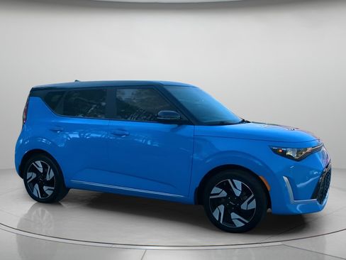 Used 2024 Kia Soul GT-Line FWD image 35