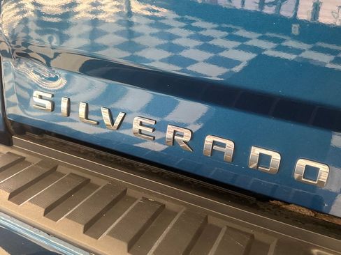 Used 2019 Chevrolet Silverado 1500 LT w/ All Star Edition AWD/4WD image 11