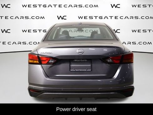 Used 2025 Nissan Altima 2.5 SV FWD image 4
