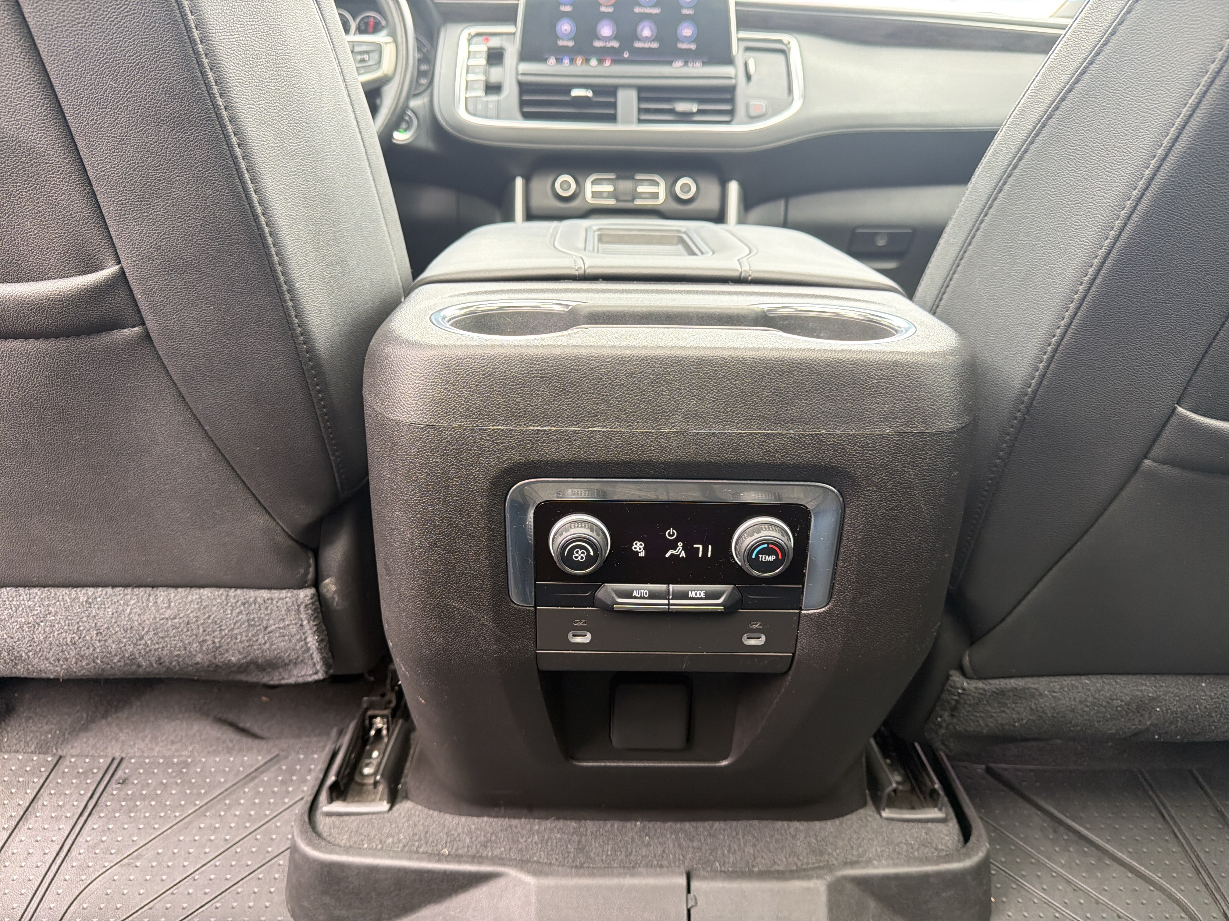 Used 2021 Chevrolet Suburban LT AWD/4WD image 29