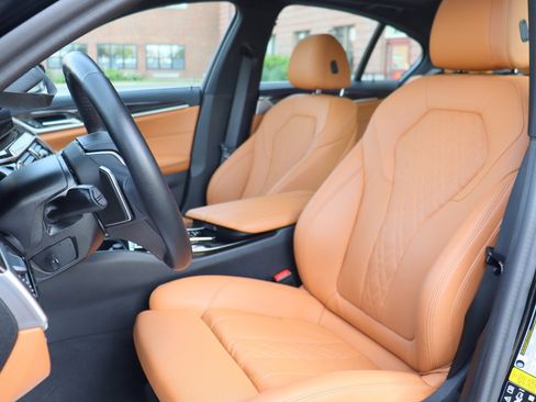 Used 2023 BMW 530i xDrive w/ Premium Package AWD/4WD image 13