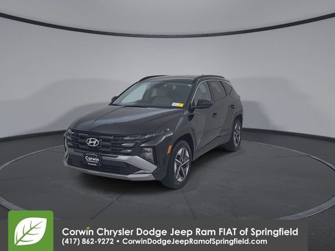 Used 2025 Hyundai Tucson SEL AWD/4WD image 6