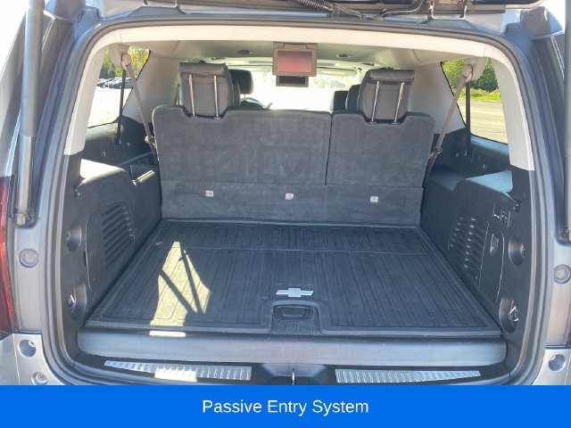 Used 2019 Chevrolet Suburban LT w/ LT Signature Package AWD/4WD image 23