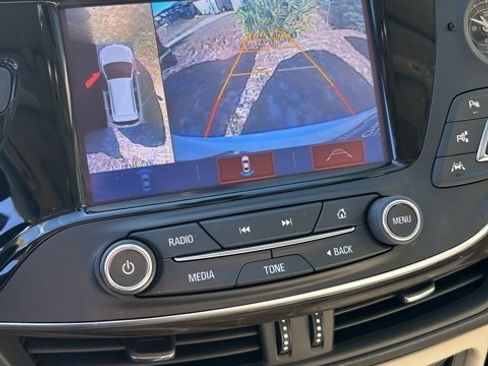 Used 2019 Buick Envision Premium w/ Driver Confidence Package image 11
