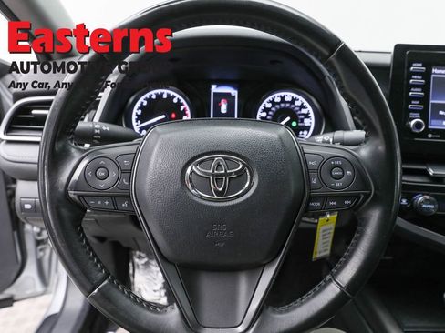 Used 2023 Toyota Camry SE FWD image 10