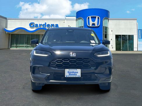 Certified 2024 Honda HR-V LX image 2