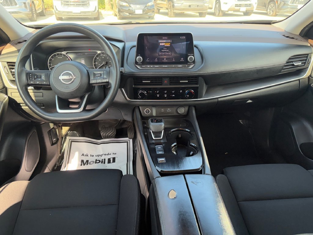 Used 2023 Nissan Rogue S FWD image 21