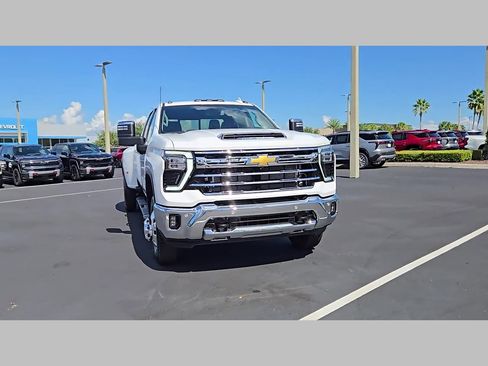 New 2026 Chevrolet Silverado 3500 LTZ w/ LTZ Plus Package image 23