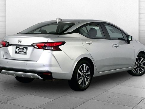 Used 2025 Nissan Versa SV FWD image 13