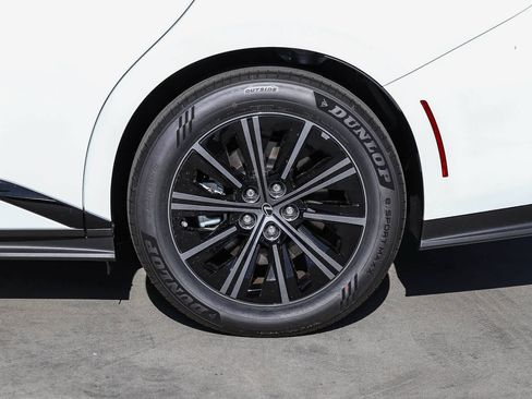 New 2026 Lexus ES 350e w/ Convenience Package FWD image 12