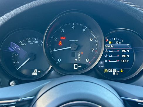 New 2026 Porsche Macan AWD/4WD image 29