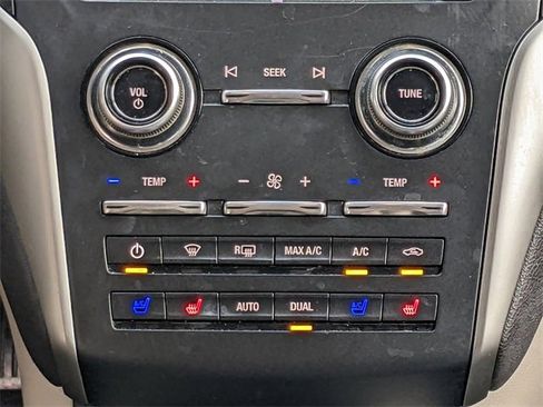 Used 2017 Lincoln MKC Reserve image 16