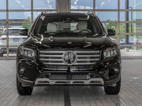 Certified 2026 Mercedes-Benz GLB 250 4MATIC image 11