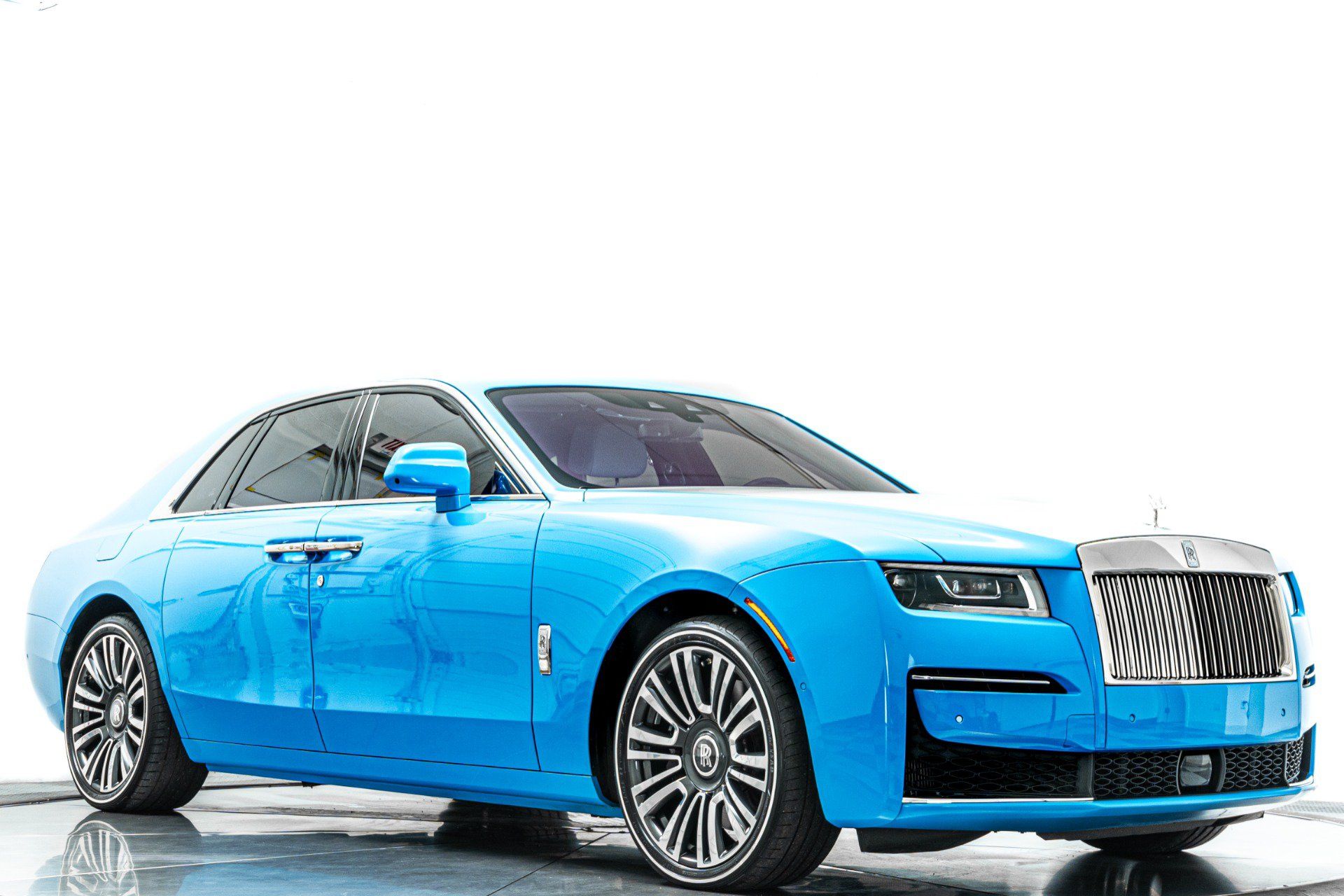Used 2023 Rolls-Royce Ghost AWD/4WD image 36