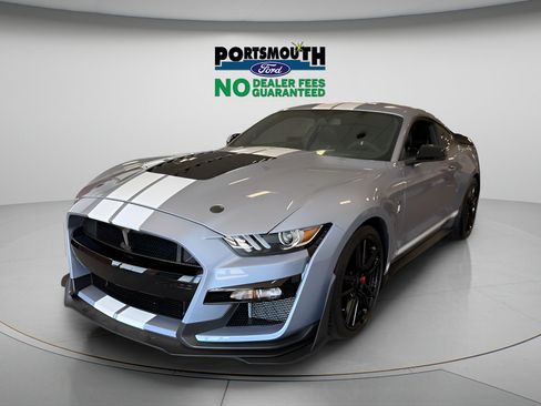 Used 2022 Ford Mustang Shelby GT500 w/ Technology Package RWD image 16