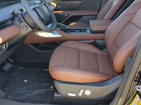 New 2026 Lincoln Nautilus Reserve image 11