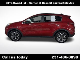 Used 2022 Kia Sportage EX w/ EX Technology Package video 2