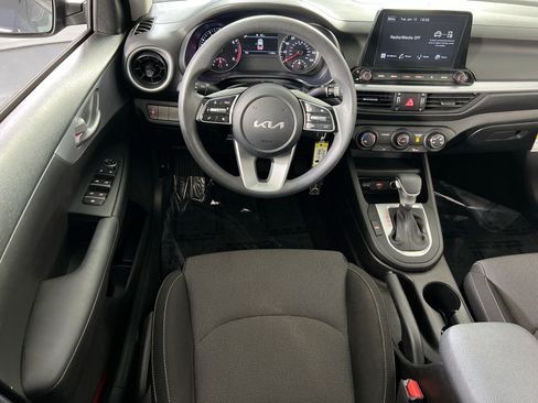 Used 2023 Kia Forte LXS image 20