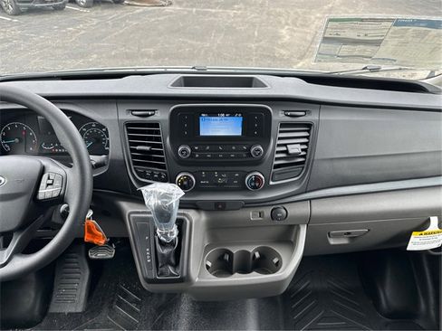 New 2025 Ford Transit 250 148 Medium Roof image 13