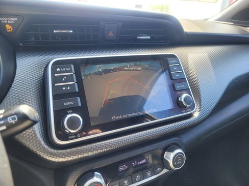 Used 2020 Nissan Kicks SV FWD image 15