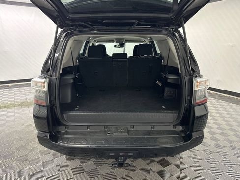 Used 2024 Toyota 4Runner SR5 AWD/4WD image 19