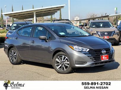 New 2025 Nissan Versa SV w/ Trunk Package